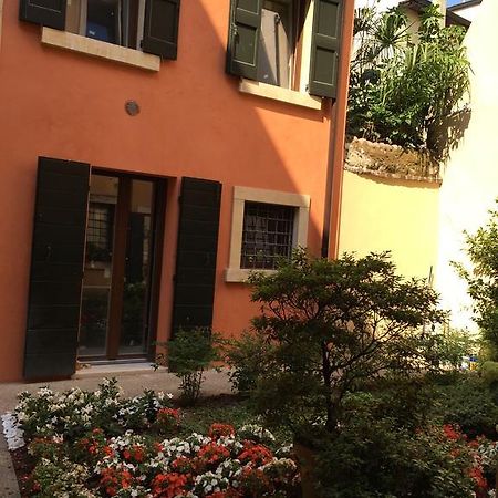 L'Angolino Nascosto Verona Zimmer foto